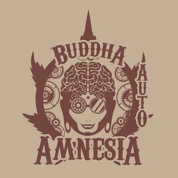 Ilustración de rostro estilizado con cerebro visible, engranajes y texto auto amnesia Buddha