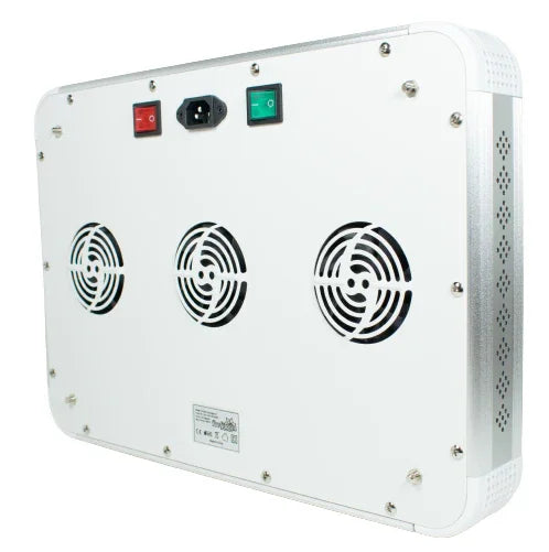 Panel LED de cultivo indoor blanco con tres ventiladores y controles eléctricos, ideal para plantas