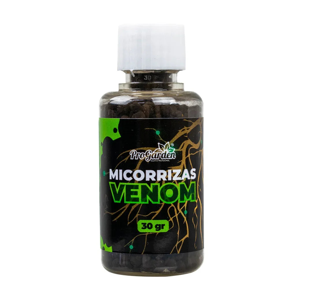 Envase de micorrizas Venom 30 gramos para cultivo, etiqueta negra y verde con raíces ilustradas.