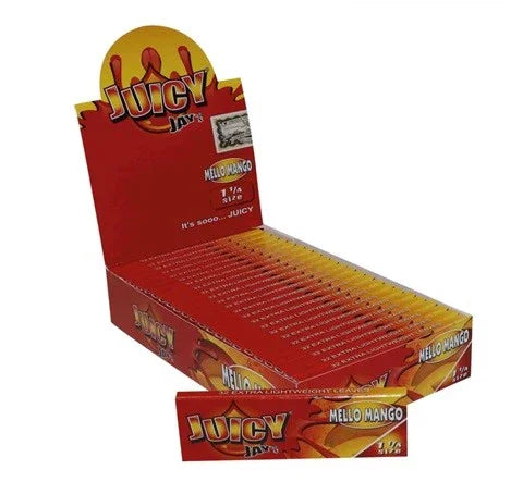 Caja de papelillos sabor mango Juicy Jay's 1 1/4, exhibición abierta, fondo blanco.
