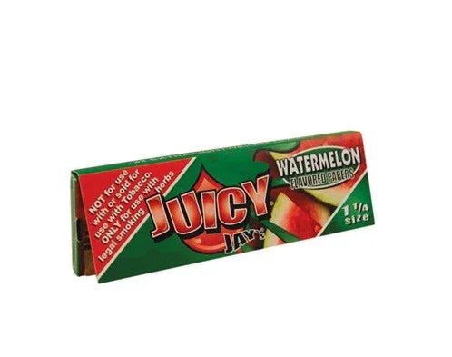 Papelillos sabor sandía Juicy Jays 1 1/4 para liar, empaque verde con diseño de sandía.