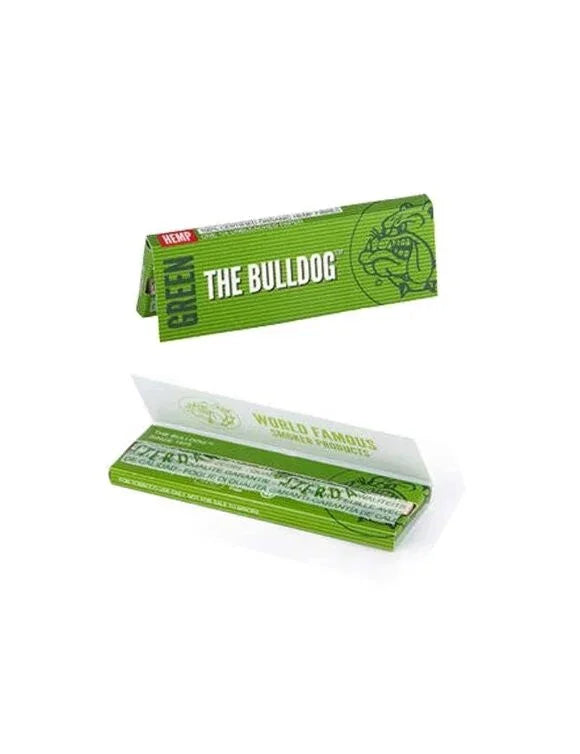 Papelillos verdes The Bulldog 1 1/4 de cáñamo, con diseño de bulldog y empaque abierto y cerrado.