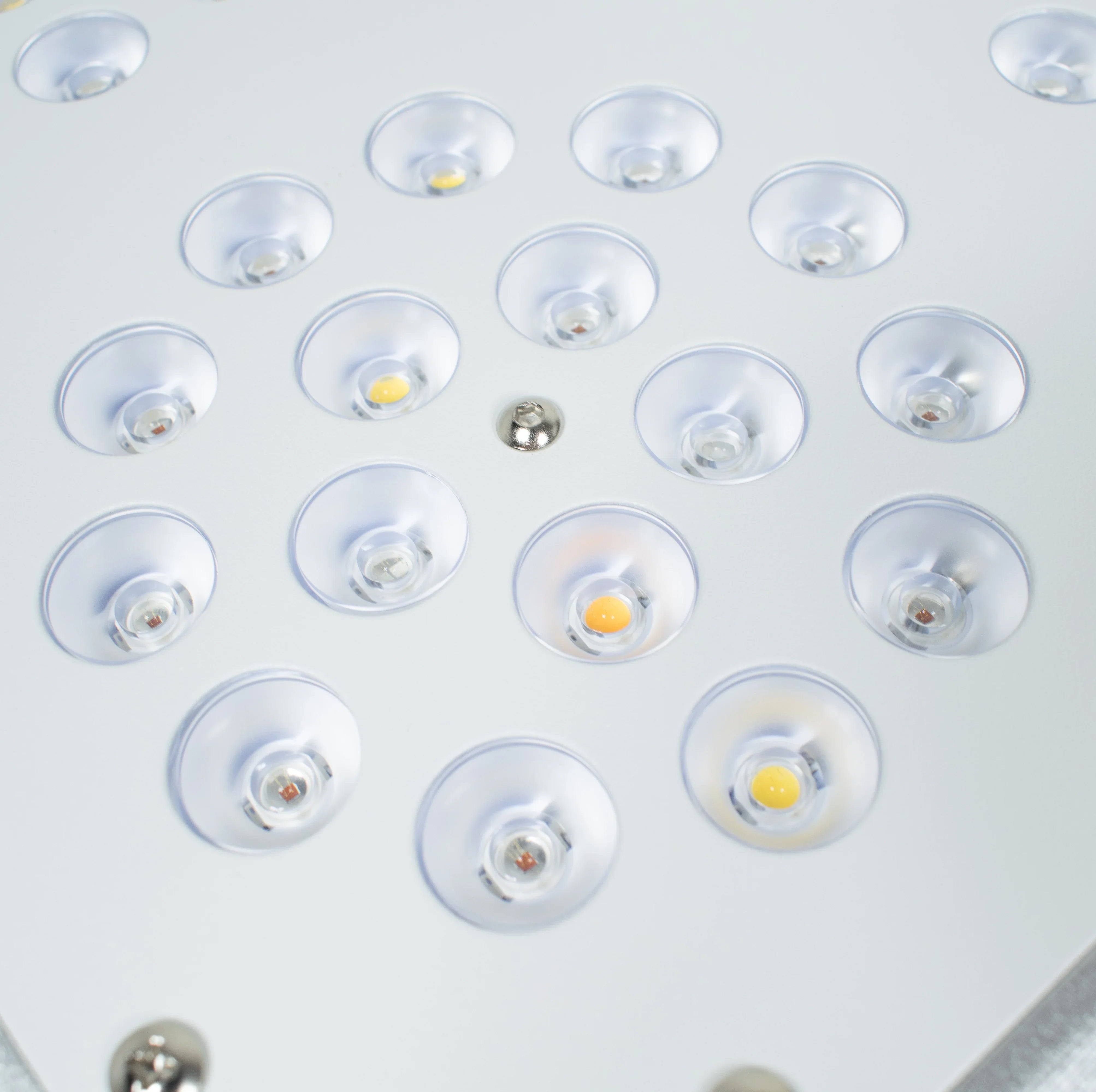 【4個】EXPLORE ワイヤレスLEDライト 400mm 3000K 電球色 LED Infinity 4 Extra Lumen White Indoor | La Juana – La Juana Growshop