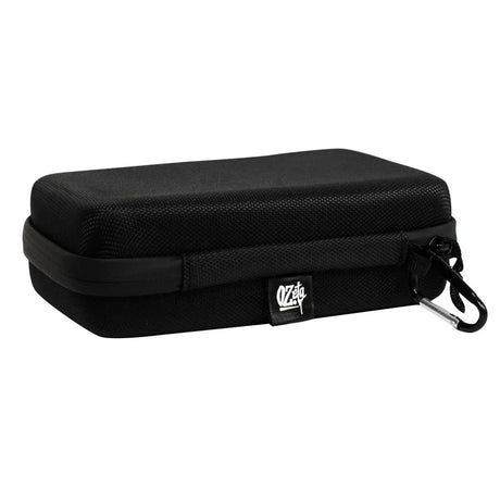 Estuche rígido negro con cierre y mosquetón, ideal para guardar accesorios de cultivo indoor
